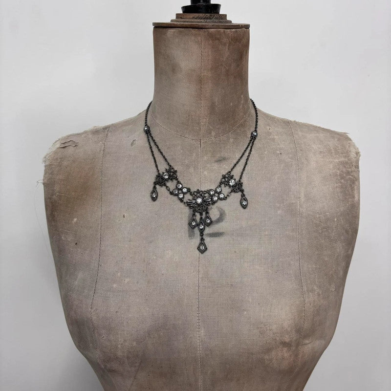 drape gothic grunge necklace