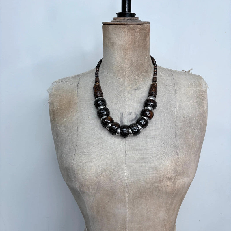 oversized chunky carved necklace