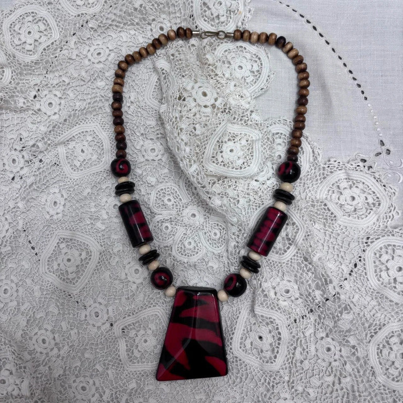 red beaded chunky necklace