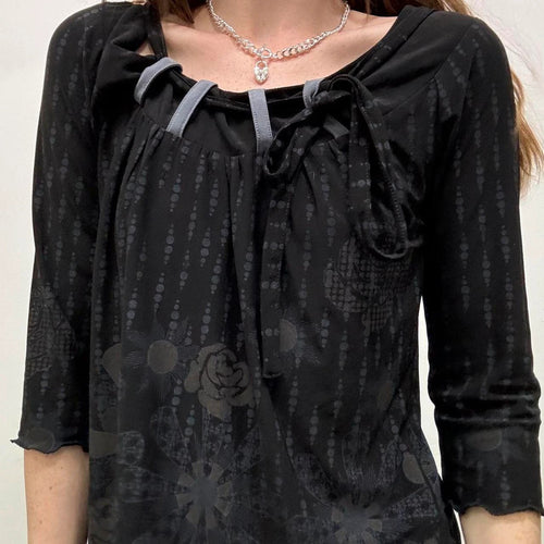 black grunge printed top