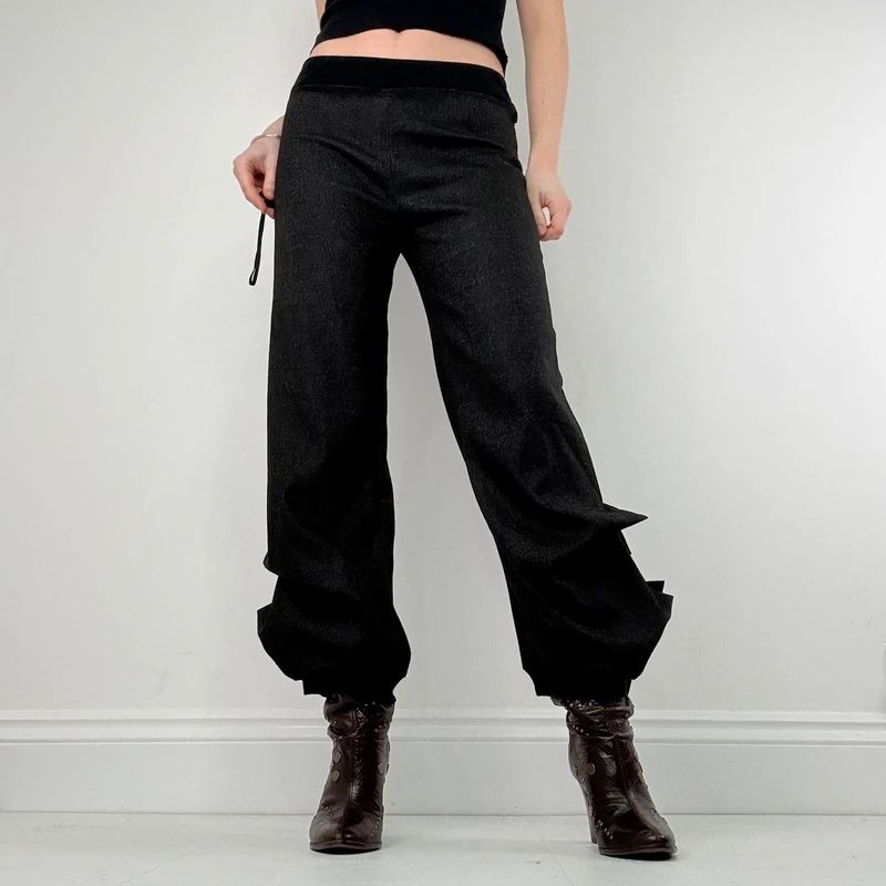 Grey Cop Copine structured pleated