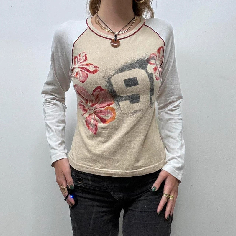 graphic print contrast tshirt