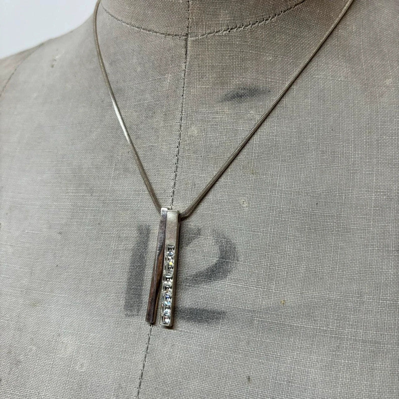 coquette gemstone necklace