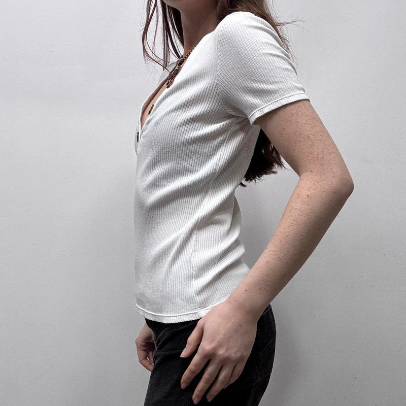 white ribbed sezane t-shirt
