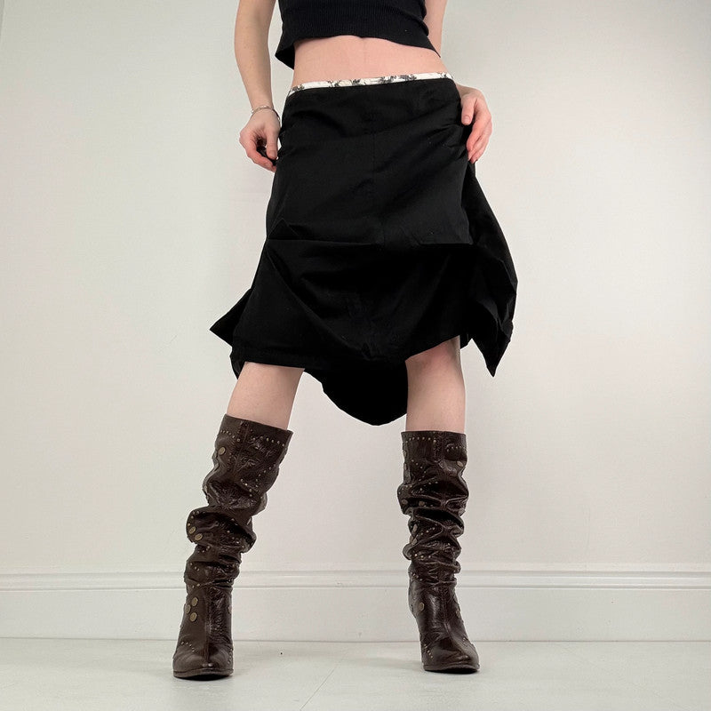Cop Copine black pleated structured skirt