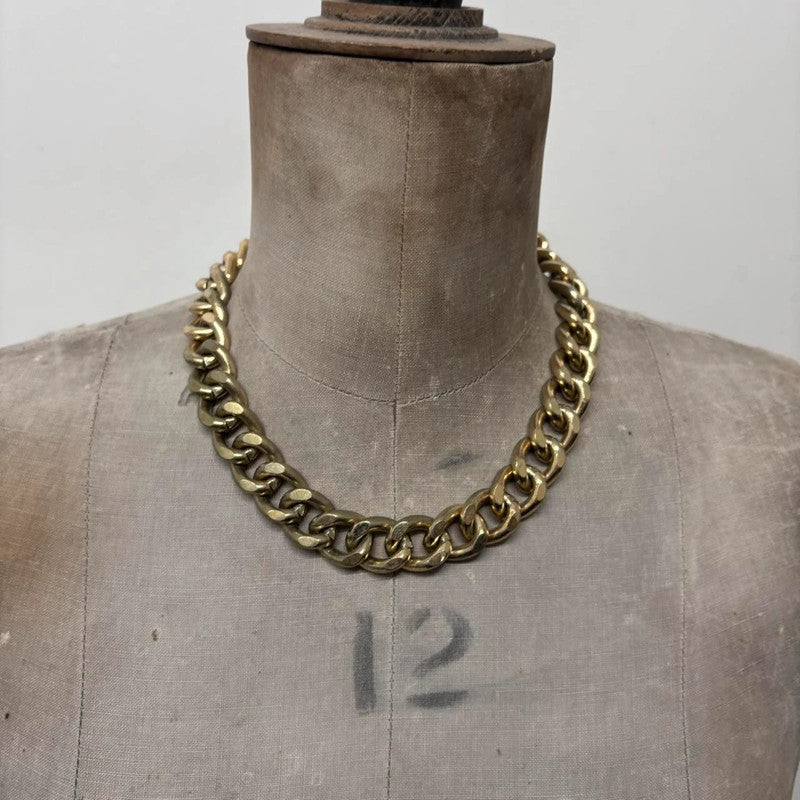 chunky oversized gold chain necklace