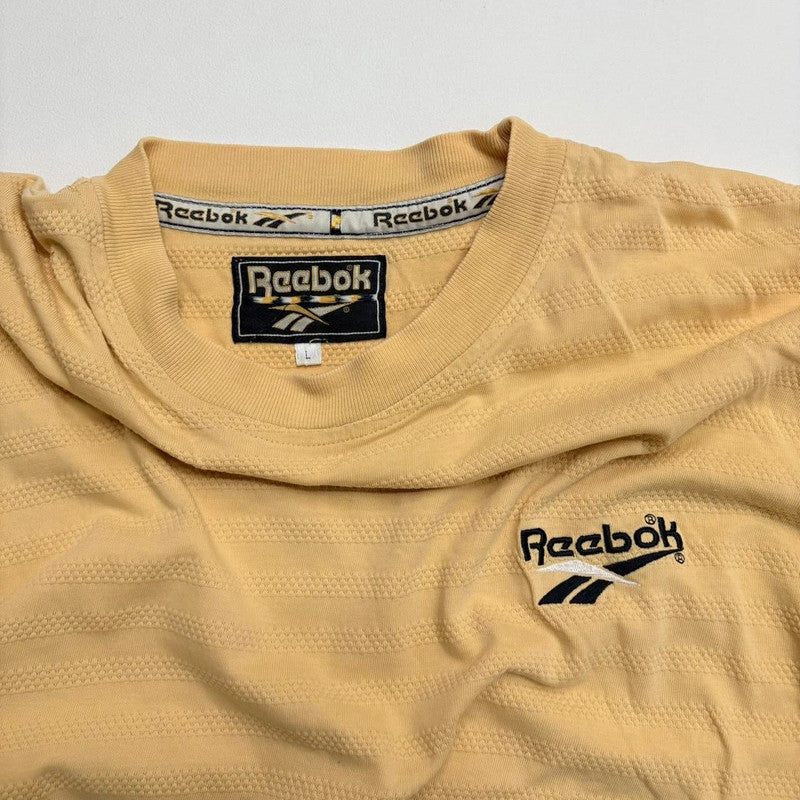 baggy short sleeve yellow Reebok t-shirt