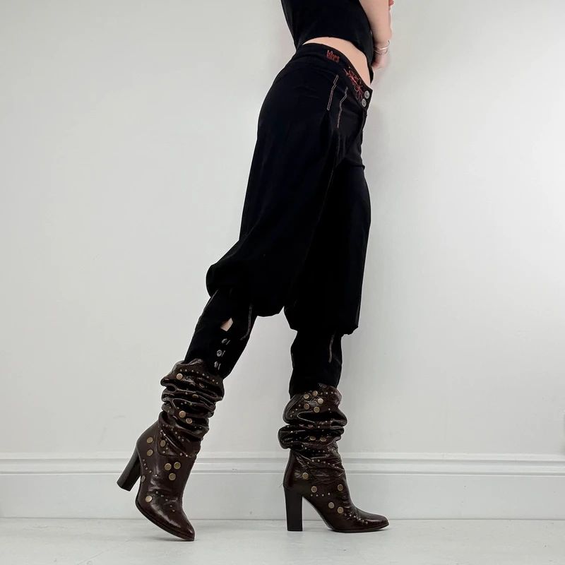 Black pleated puff cropped utility trousers
