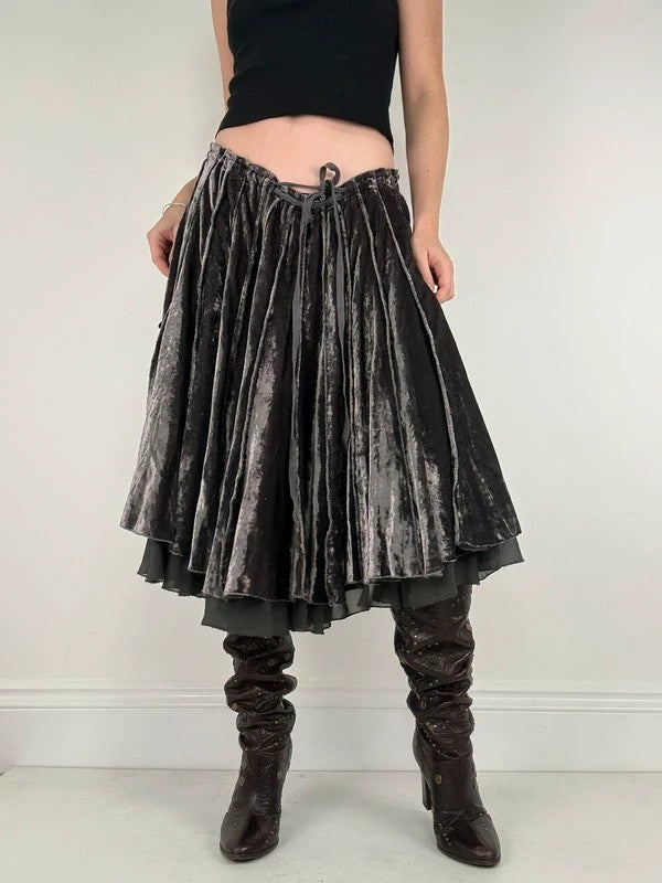 Grey pleated flared voluminous circle skirt