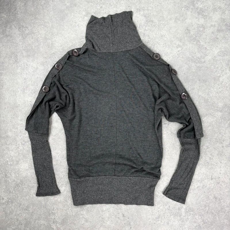 grey slouchy knit ribbed fitted jumper with button details