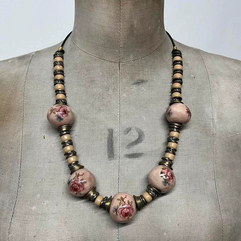 Chunky beaded boho rose necklace