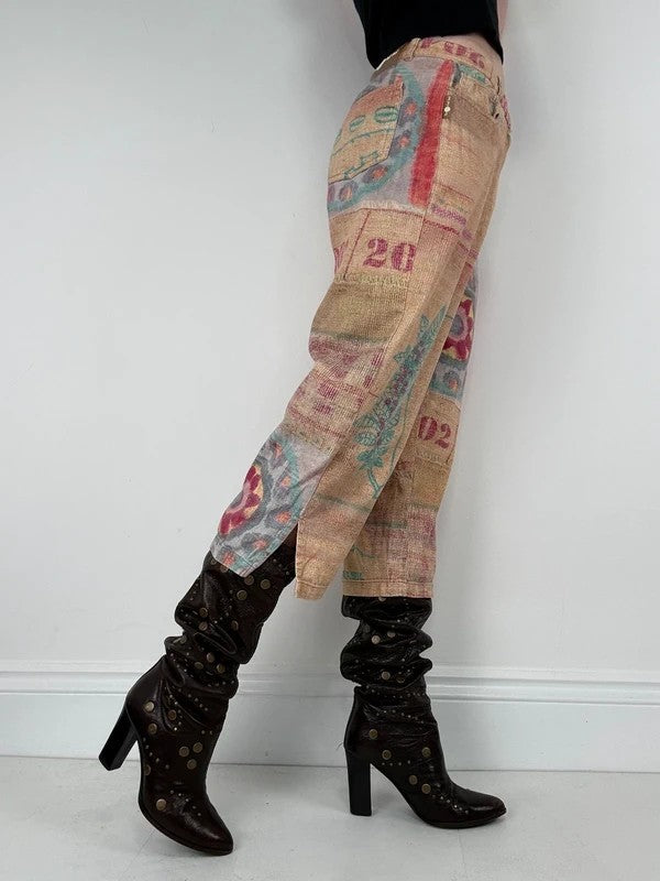 Printed abstract summer textured capri trousers