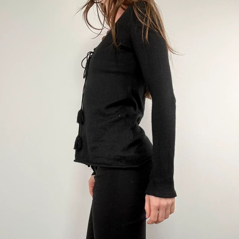 black flared cashmere silk blend long sleeve top