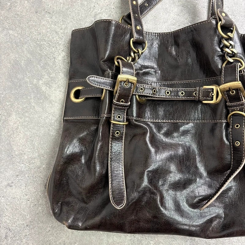 Chunky brown buckle chain shoulder bag
