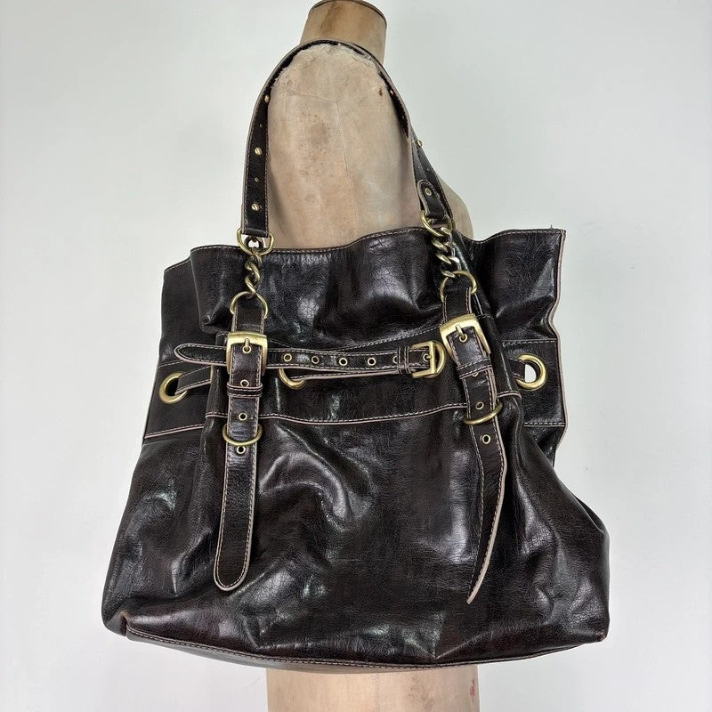 Chunky brown buckle chain shoulder bag