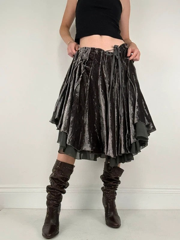 Grey pleated flared voluminous circle skirt