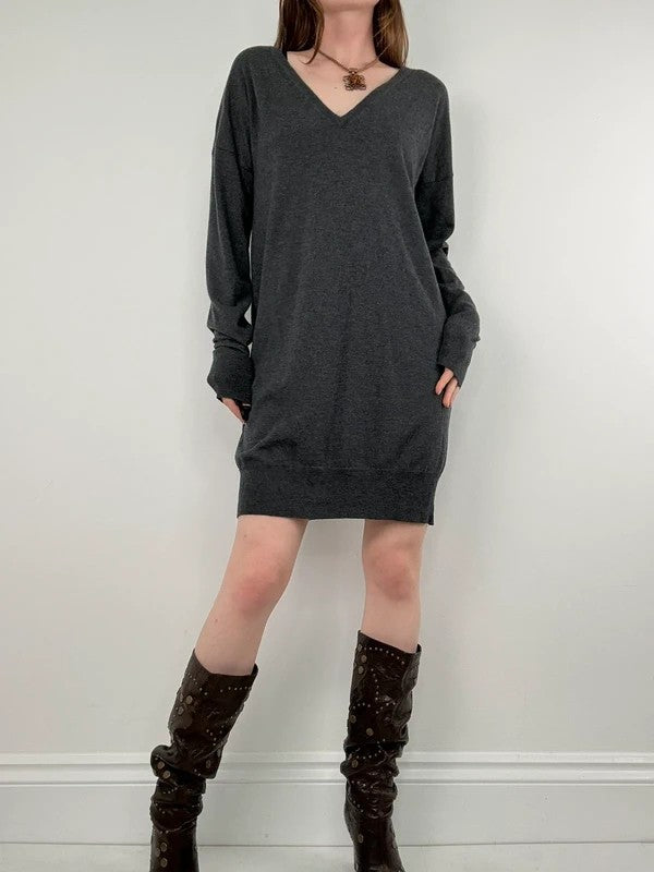slouchy grey knitted off-the-shoulder v-neck long sleeve dress