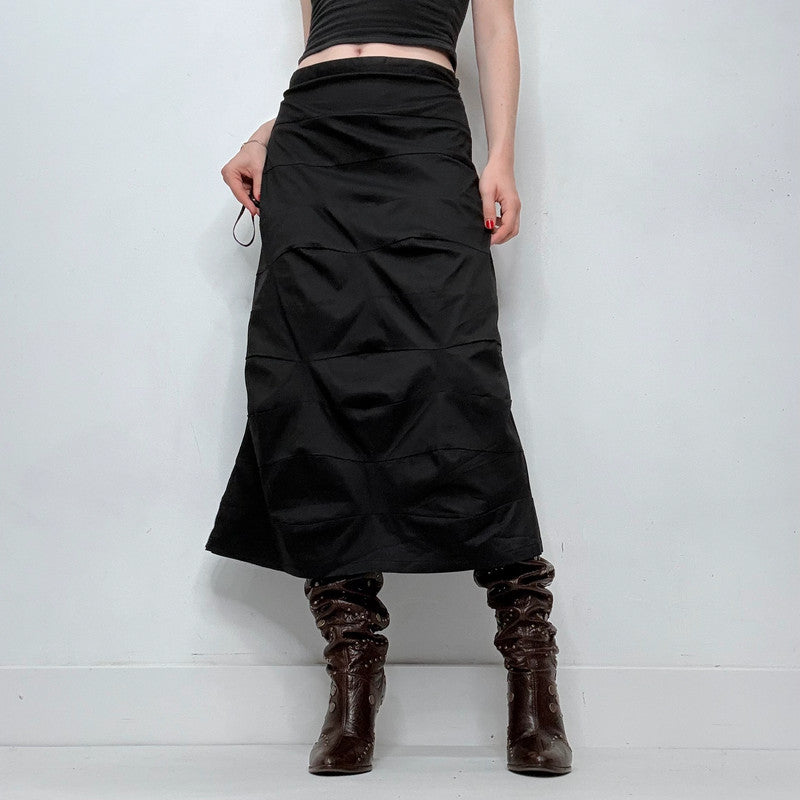 black structured archival flared skirt