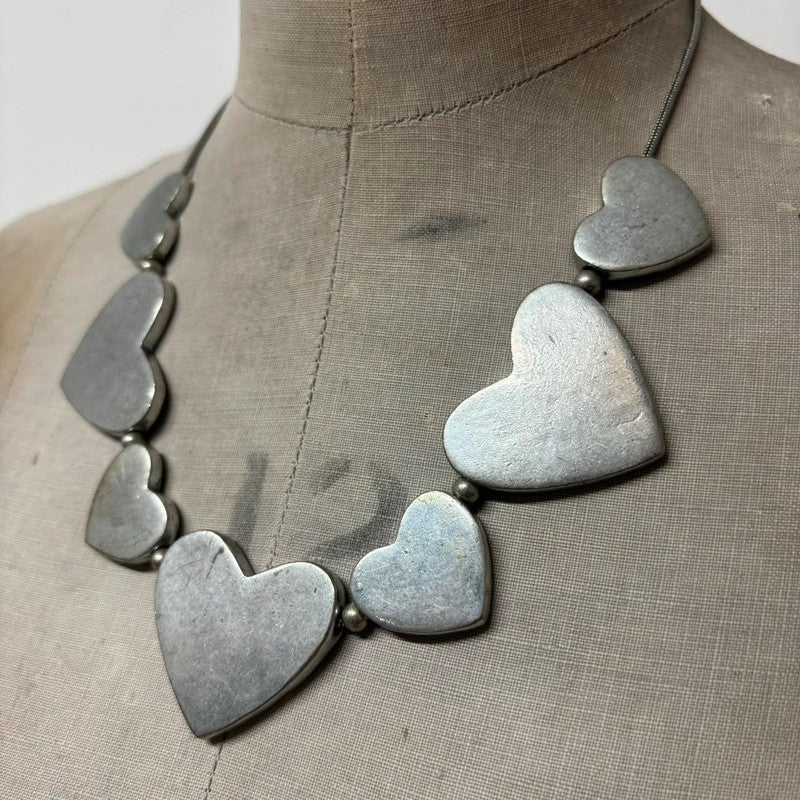 chunky silver heart necklace
