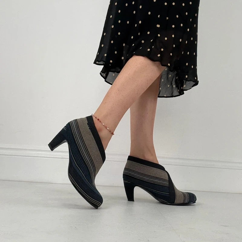 Striped heeled pumps