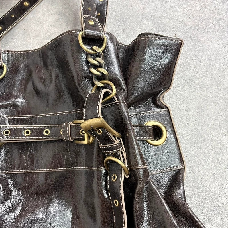 Chunky brown buckle chain shoulder bag