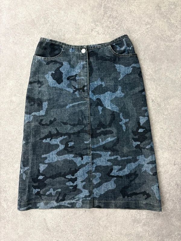 dark denim camo printed midi skirt