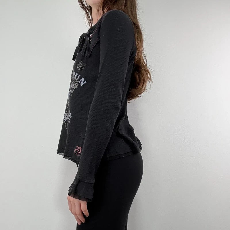 black long sleeve slouchy graphic t-shirt