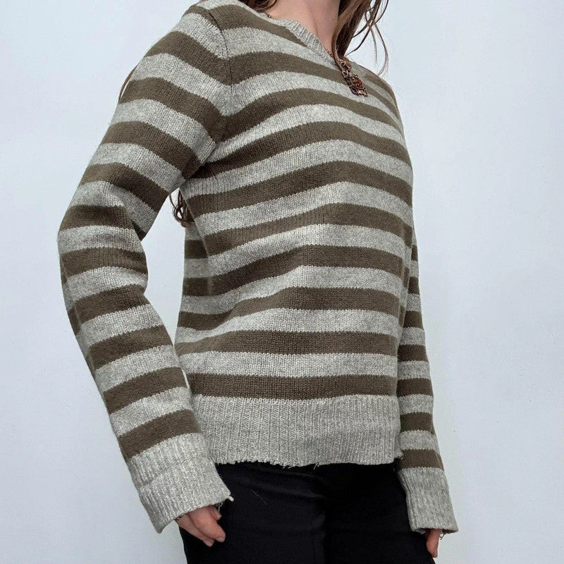 grey khaki Carhartt jumper