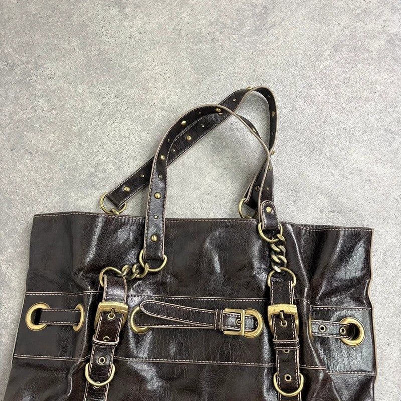 Chunky brown buckle chain shoulder bag