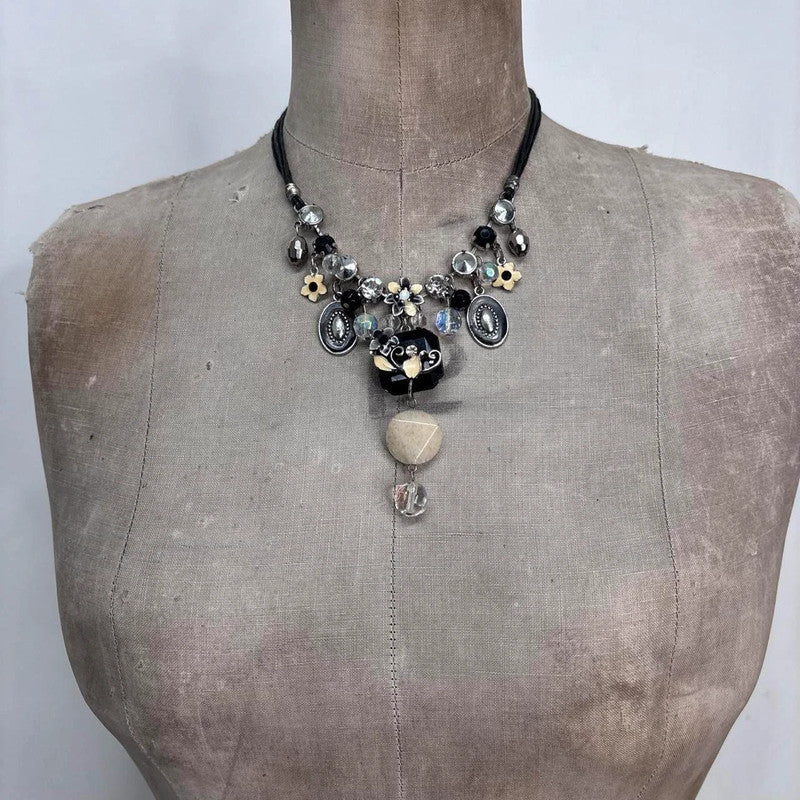 boho flower draped necklace