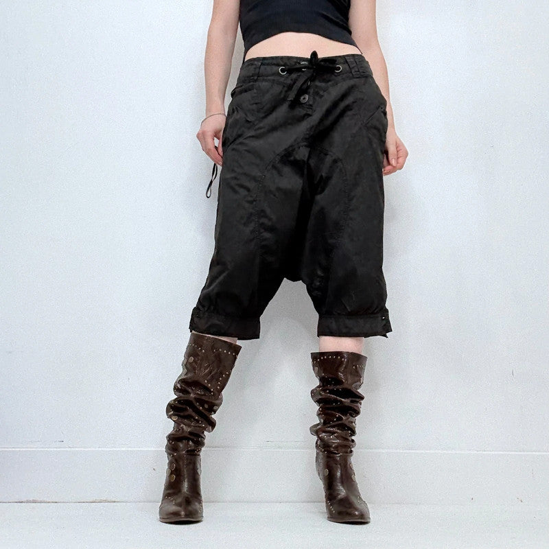 black cropped batwing capri pants