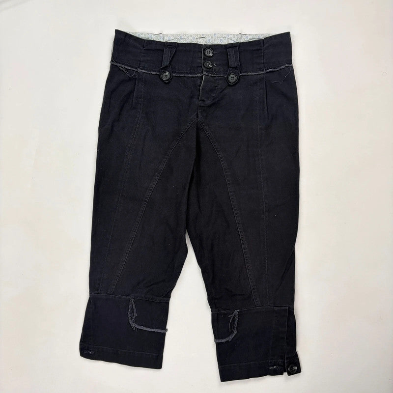 black structured capri bloomer trousers