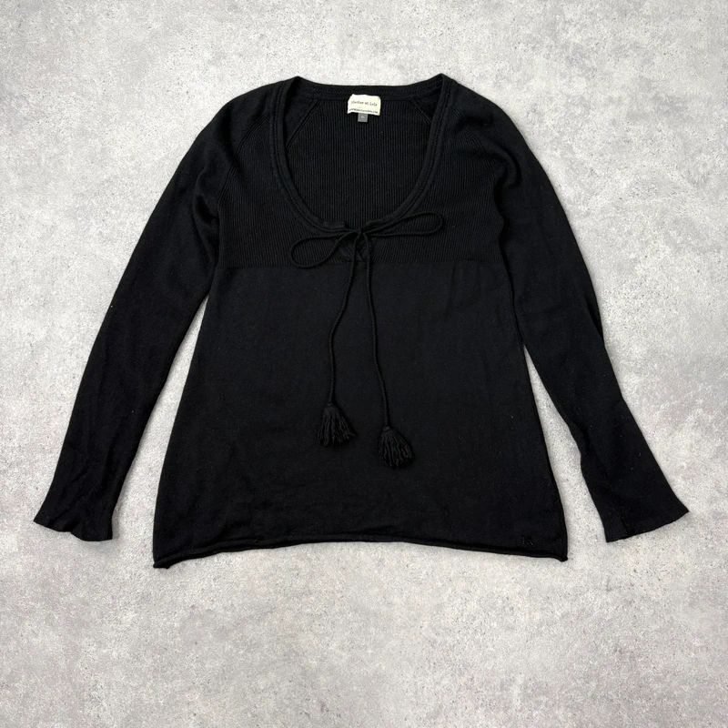 black flared cashmere silk blend long sleeve top
