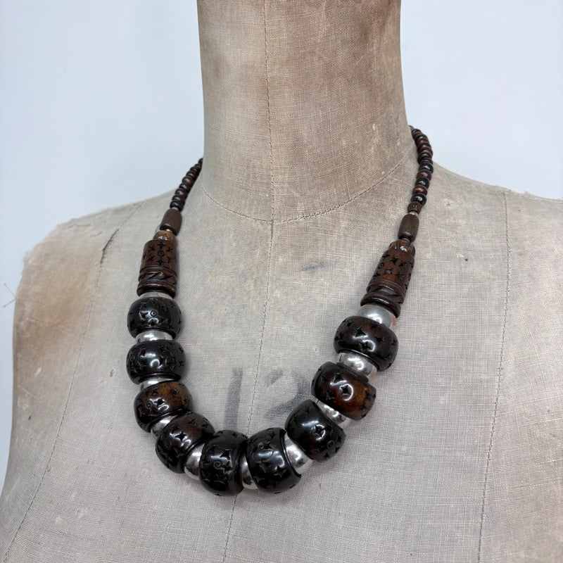 oversized chunky carved necklace