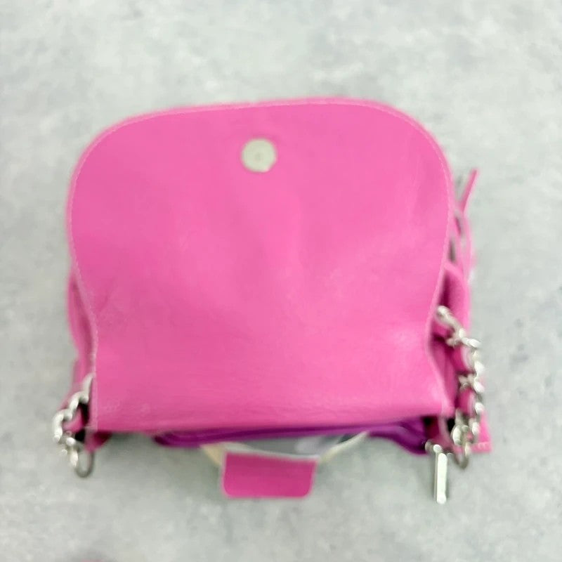 Pink leather chain shoulder bag