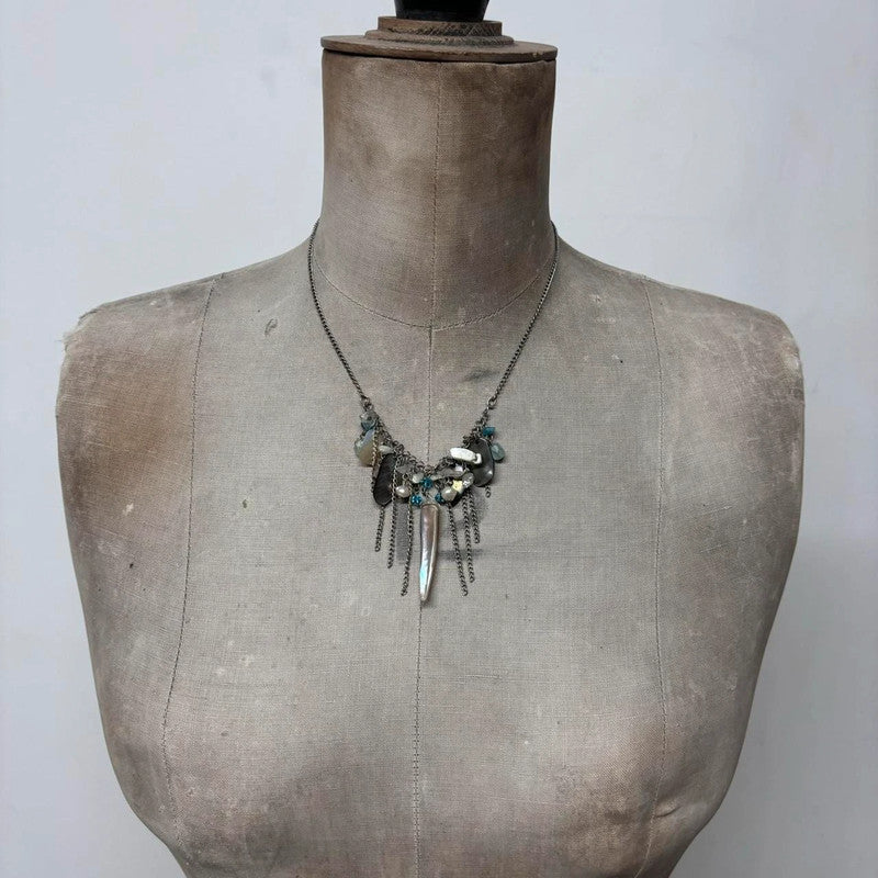 chain drape charm necklace