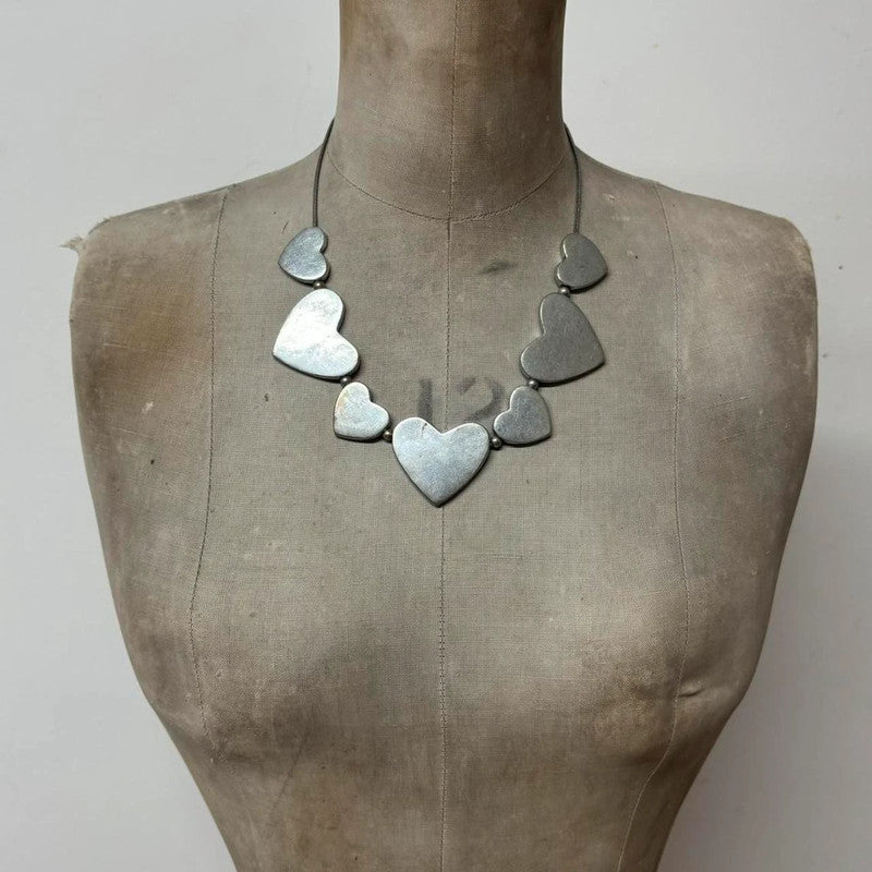 chunky silver heart necklace
