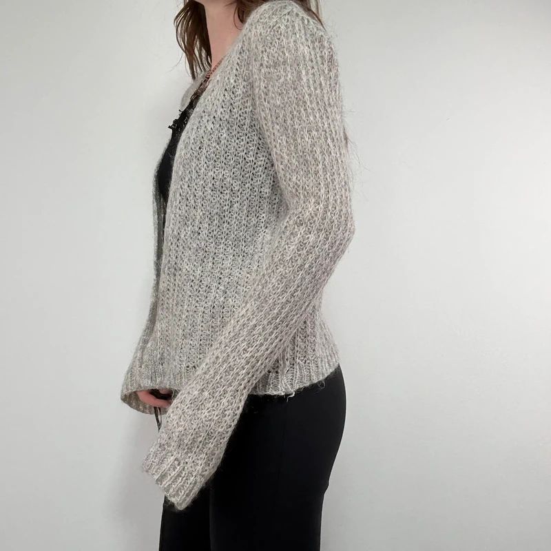 grey American Vintage knitted cardigan