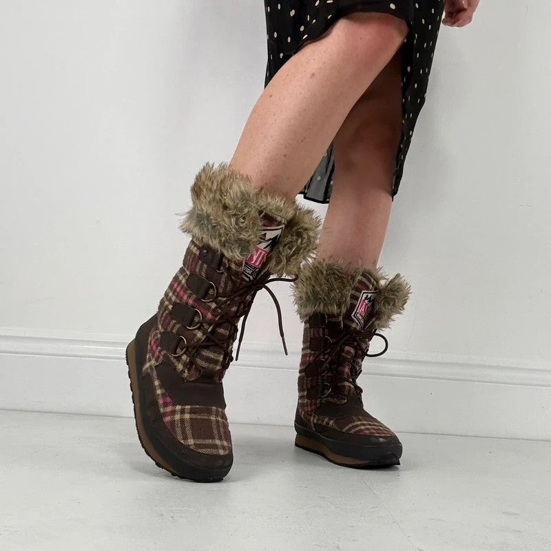 Brown tartan faux fur Animal ski style boots
