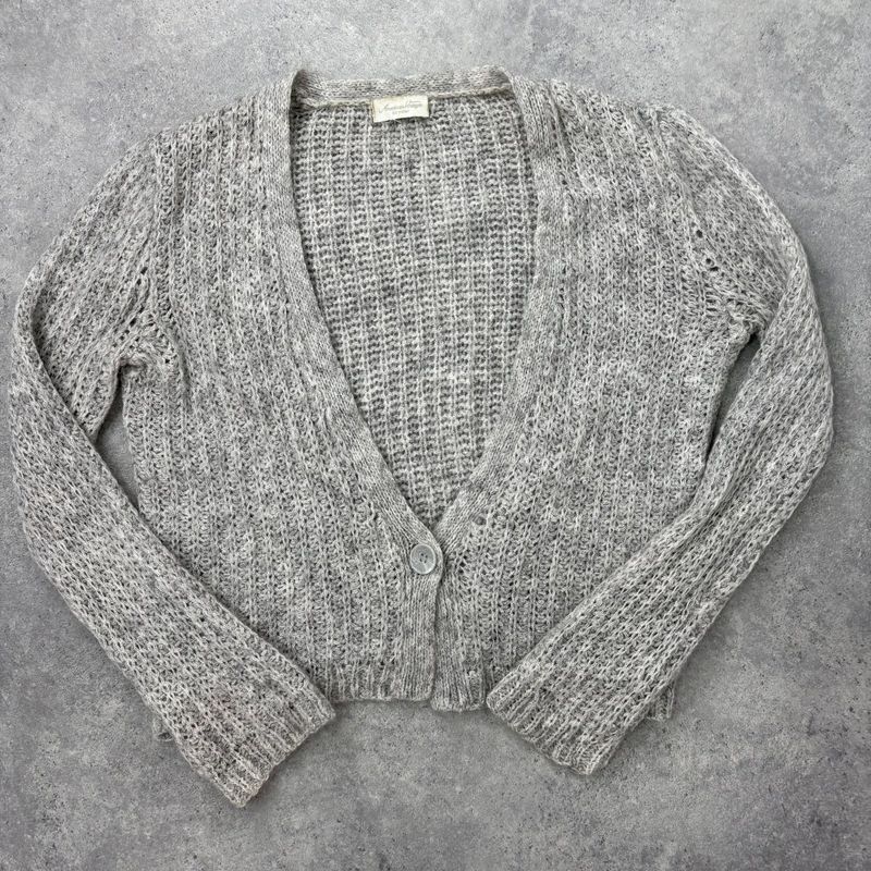 grey American Vintage knitted cardigan