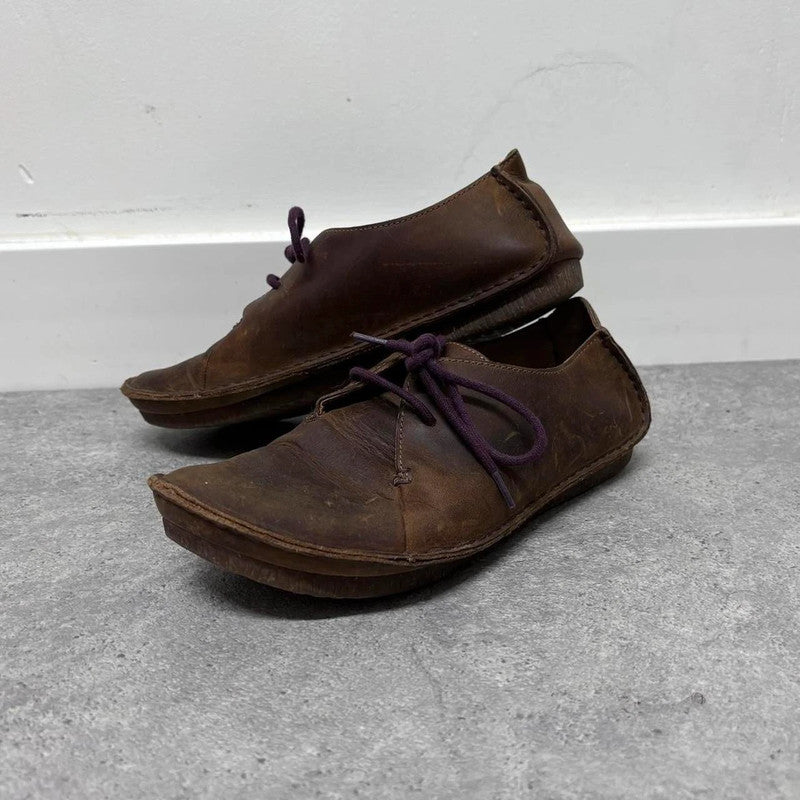 brown leather trainers