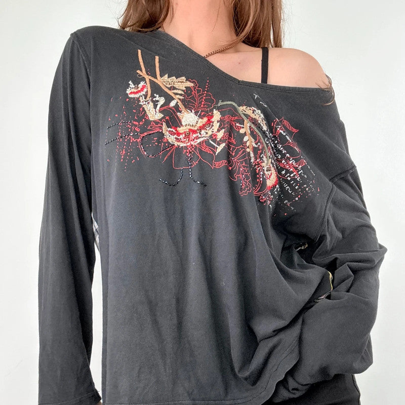 Black slouchy graphic grunge top