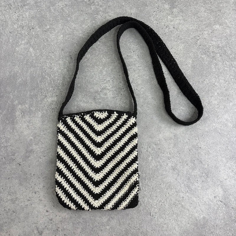 Crochet chevron black and white mini pouch bag