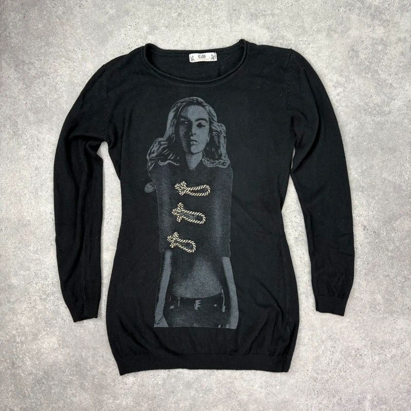 black long sleeve printed nepolion detailed t-shirt