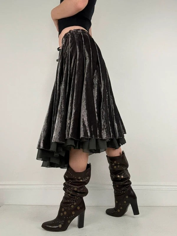 Grey pleated flared voluminous circle skirt