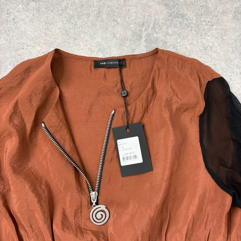 asymmetric flared Cop Copine shirt
