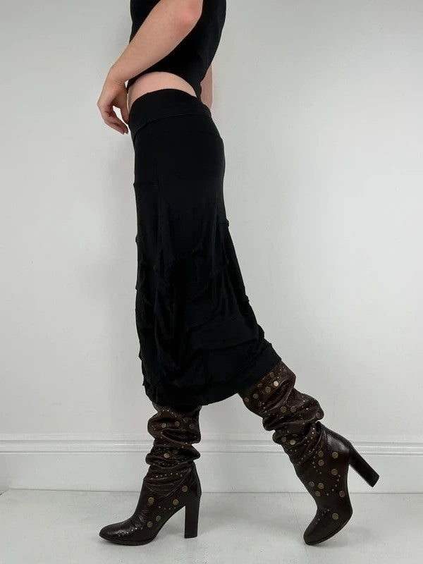 Black pleated structured puff skirt