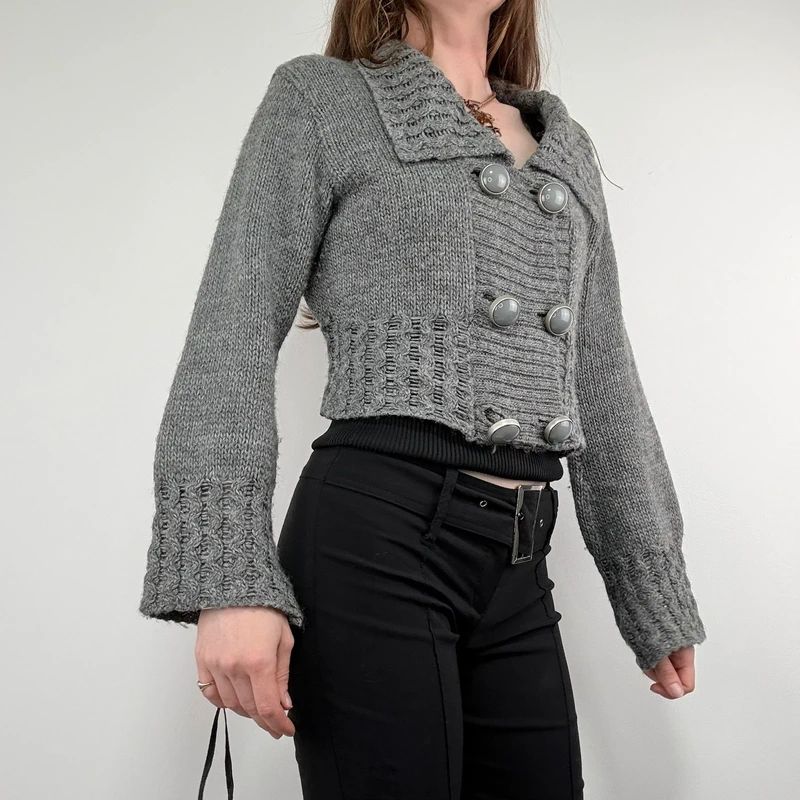 Grey cropped knitted cardigan