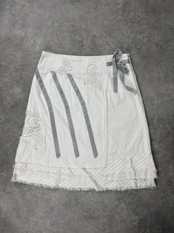 White fray patchwork asymmetrical bow midi skirt