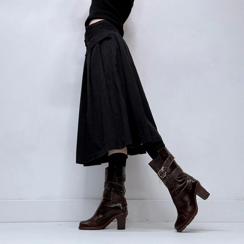 pleated black flare skirt